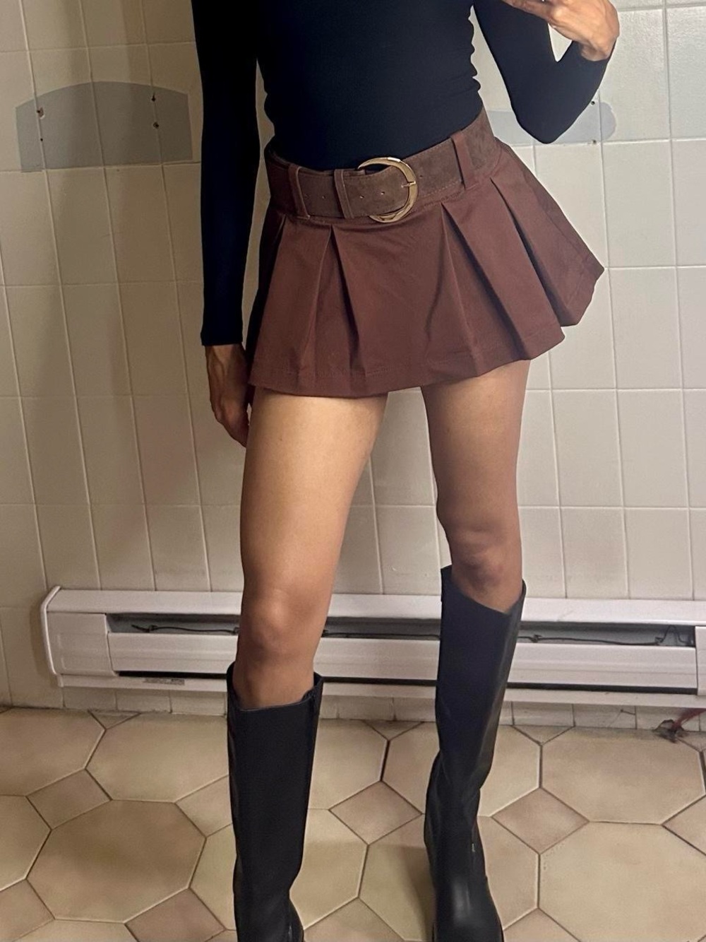 Aritzia Sunday Best Brown Pleated Mini Skirt